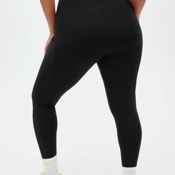 Girlfriend Collective - NWOT - Black Compressive Pocket Legging - Size Large - Picture 2 of 9